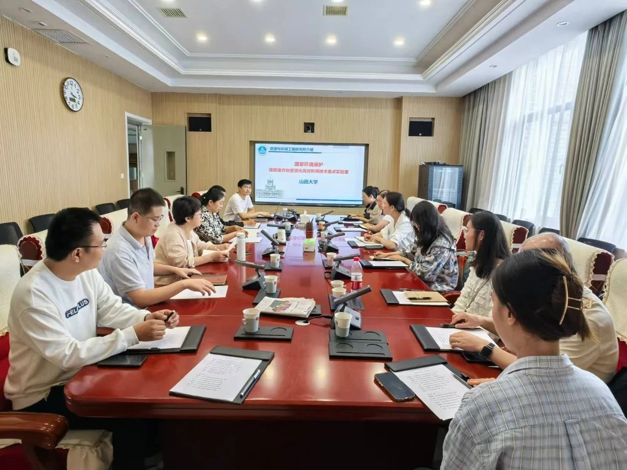 ɽ����Ͷ����ú��ʯ��������ר����ɽ����ѧ��Դ����������о���������̸��