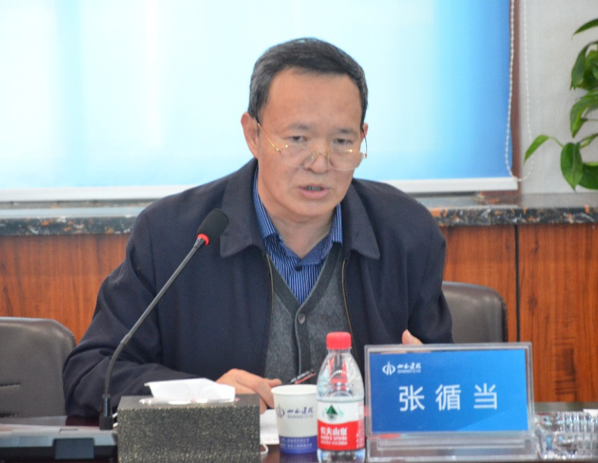 ��Ͷ����ִ���ܹ���ʦ��̫��һ�жԼ���װ��ʽ�ֽṹ���̽��е���ָ��