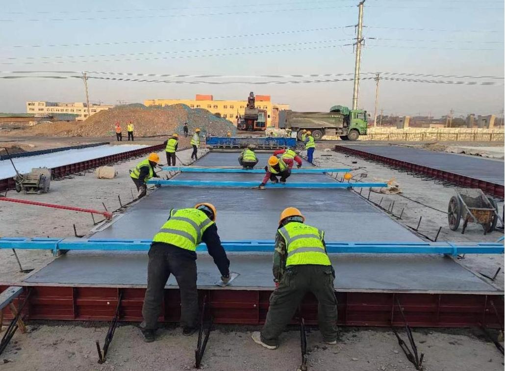 ɽ����Ͷ��е�����ųн����½���³ľ�������������Ŀ�������������ο�ʼ����