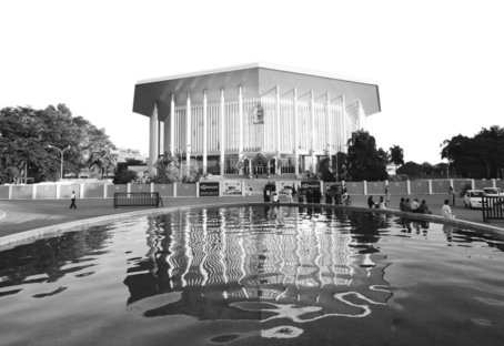 ᦻá(ÖйúÇø)ÓÐÏÞ¹«Ë¾ - ¼¯ÍÅ