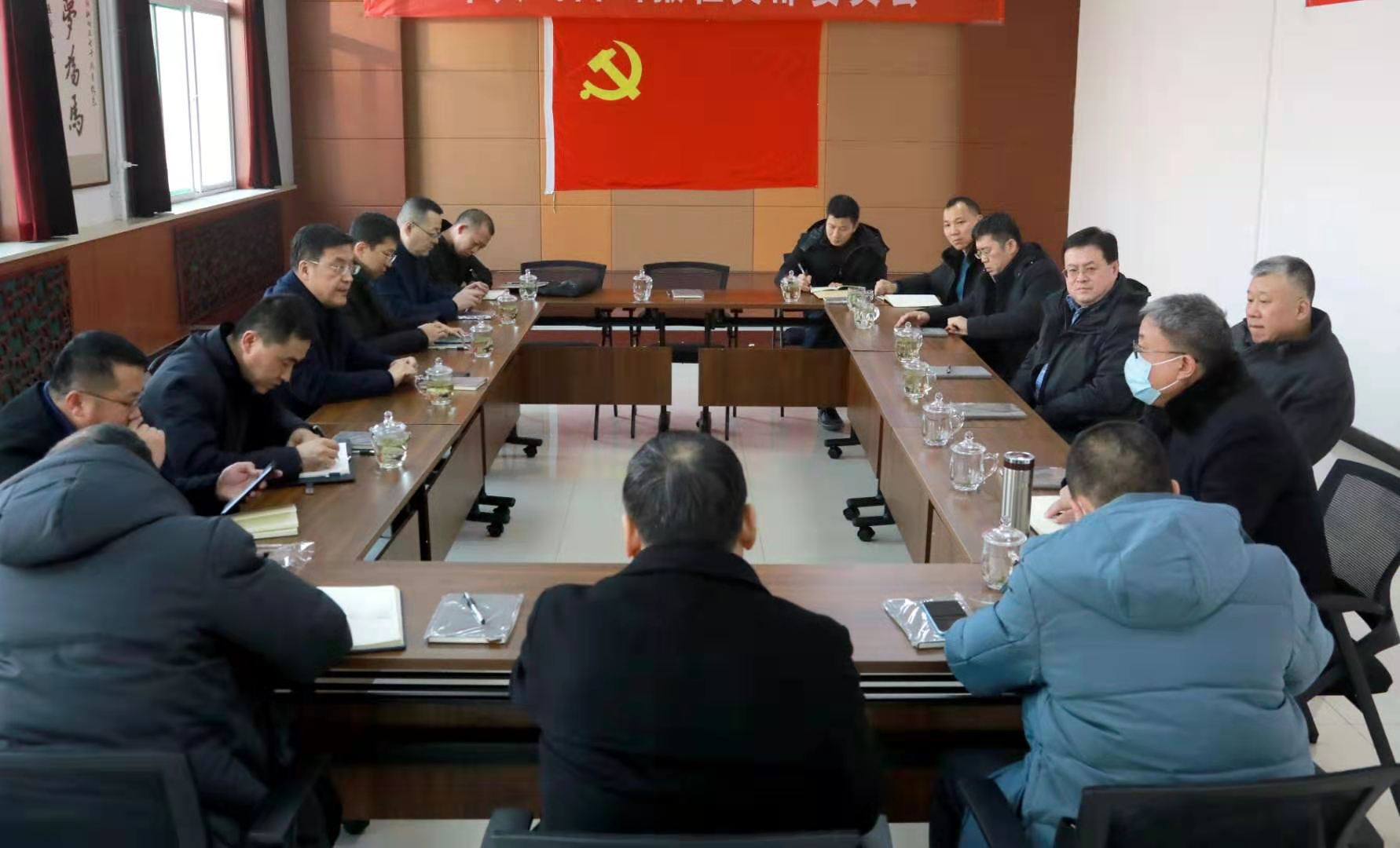 ɽ����Ͷ����������ɽ�����鴫ý���Ž���������̸