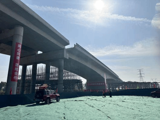 �±���(�й���)���޹�˾ - ����