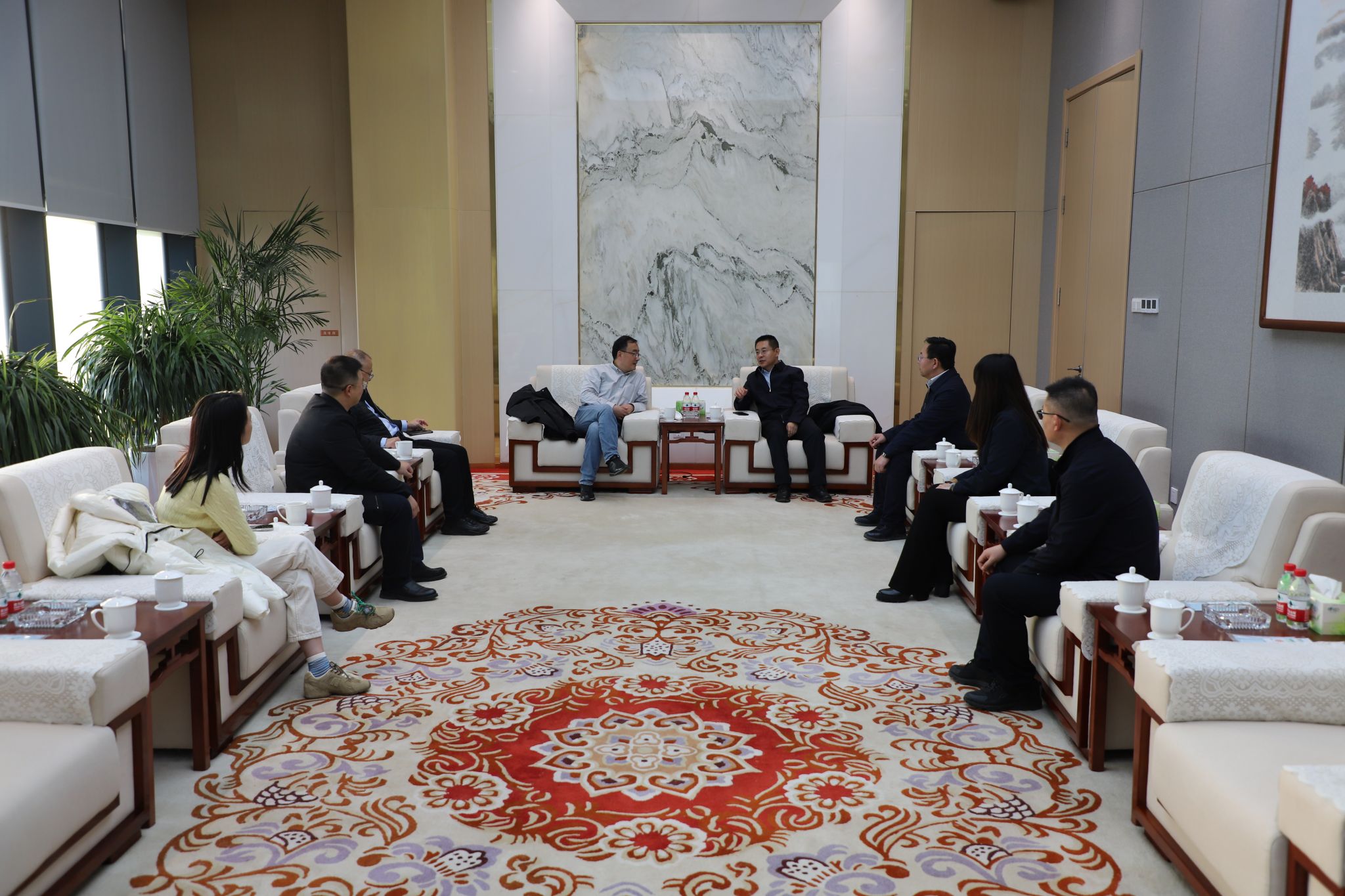 �±���(�й���)���޹�˾ - ����