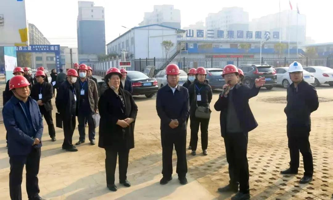 ɽ����Ͷ����������������������һ�������±�����Ŀͨ���˶��ᾫ�����������ۺϲ���