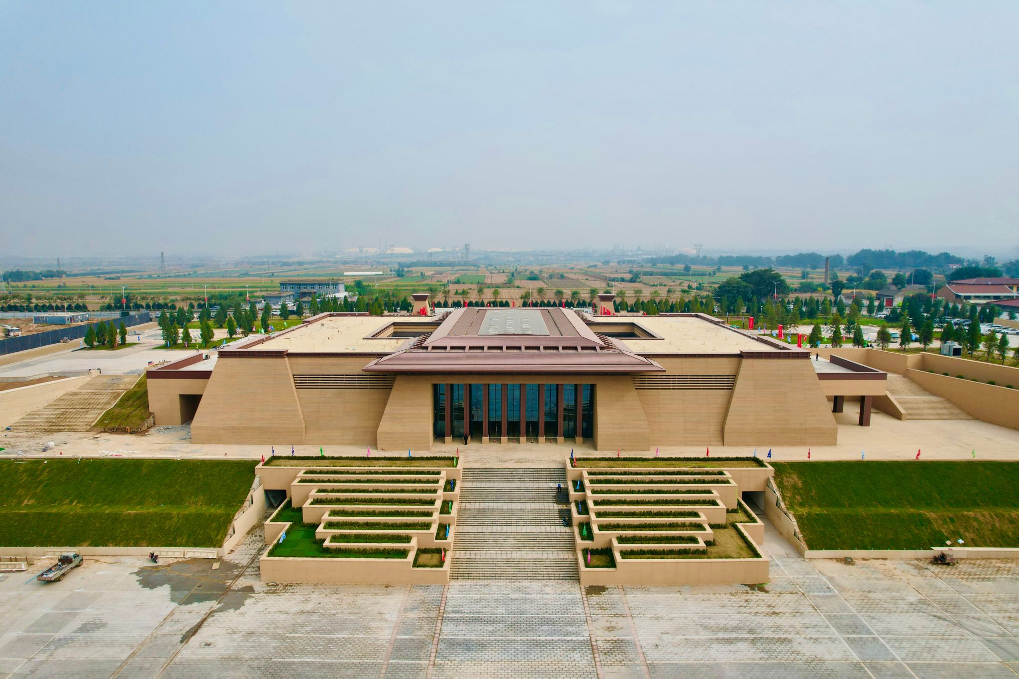 ɽ����Ͷ���ųн���������ַ����ݼ�������