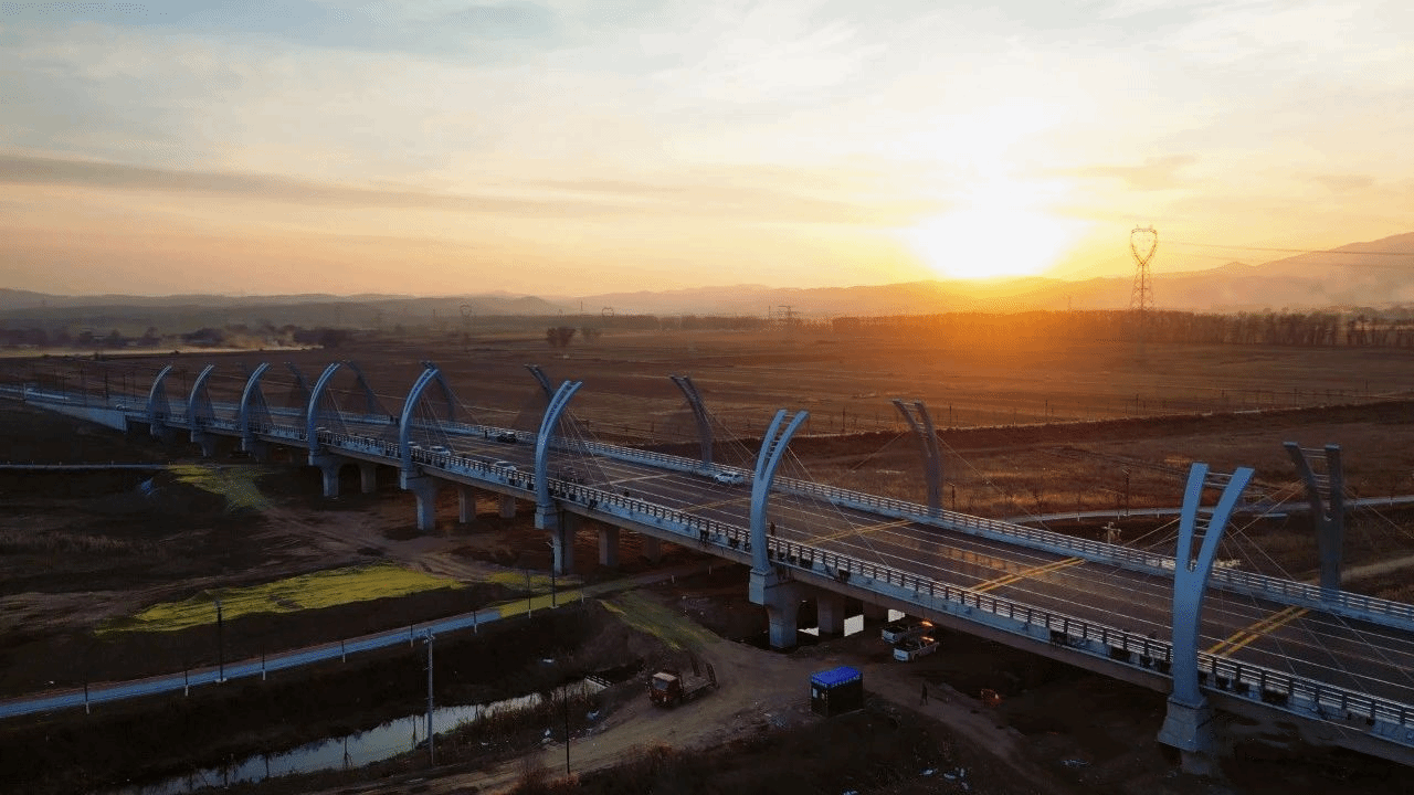 ɽ����Ͷ���ųн����������±�����Ŀ˳������