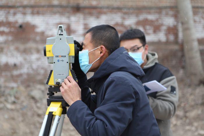 ɽ����Ͷ��е�����žٰ�2022�������ʵ��ͬҵ��������