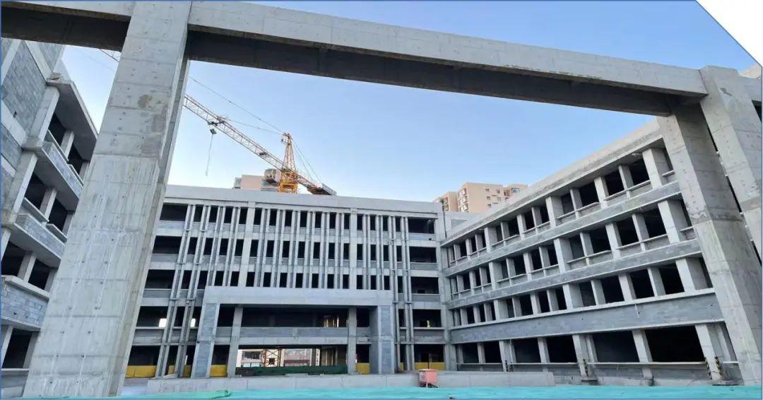 ɽ����Ͷ�ܳа���˾�����ر���Сѧ��Ŀ˳��ͨ������ṹ��������