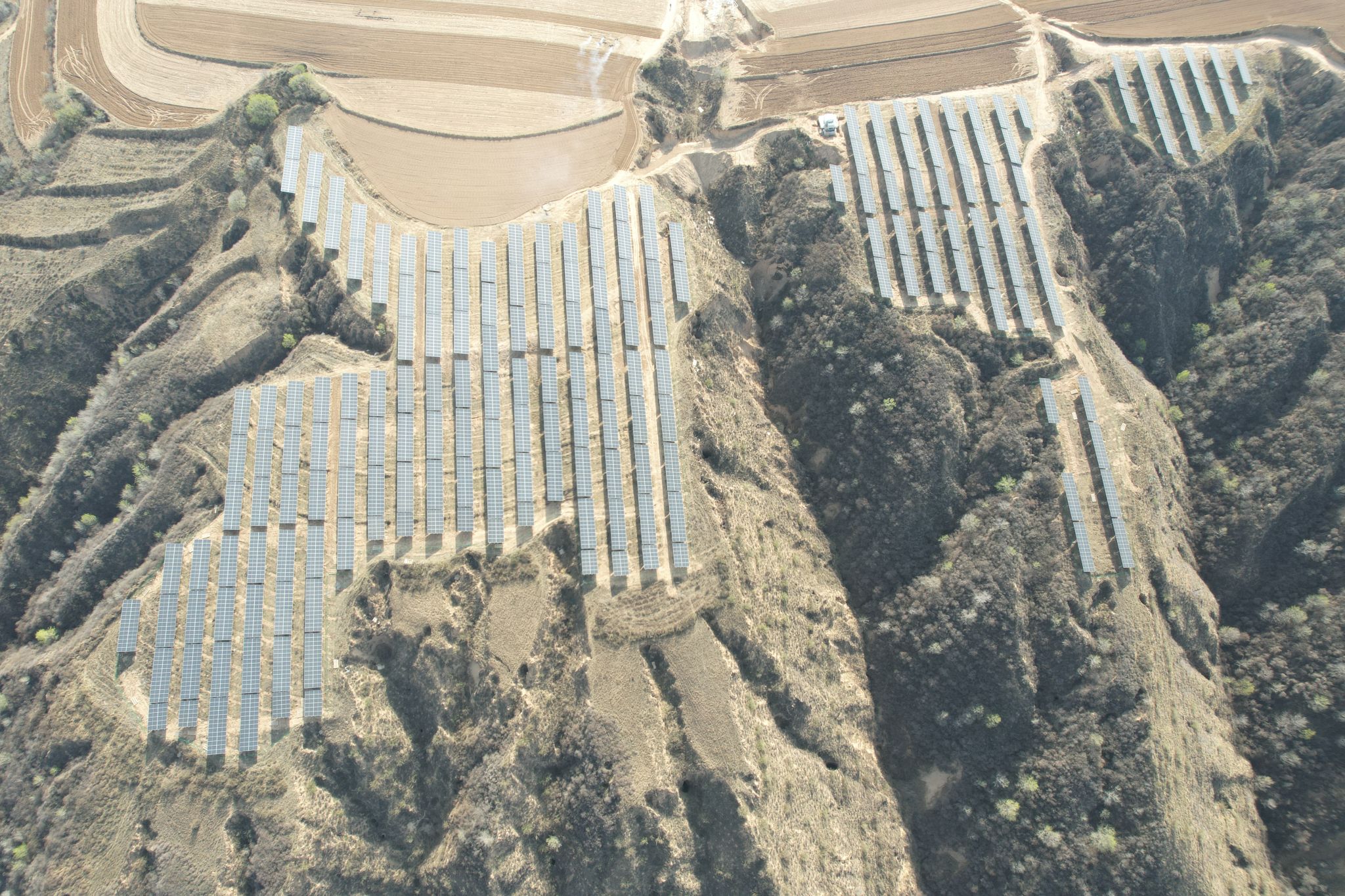 ɽ����Ͷ�Ľ����ųн��Ļ���������կ��100MW���������Ŀȫ������������