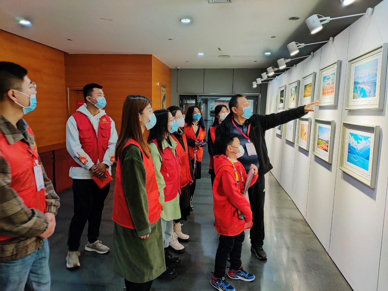 ɽ����Ͷ�������Ժ��չ�������׷澫��������ɫѪ�����˶�