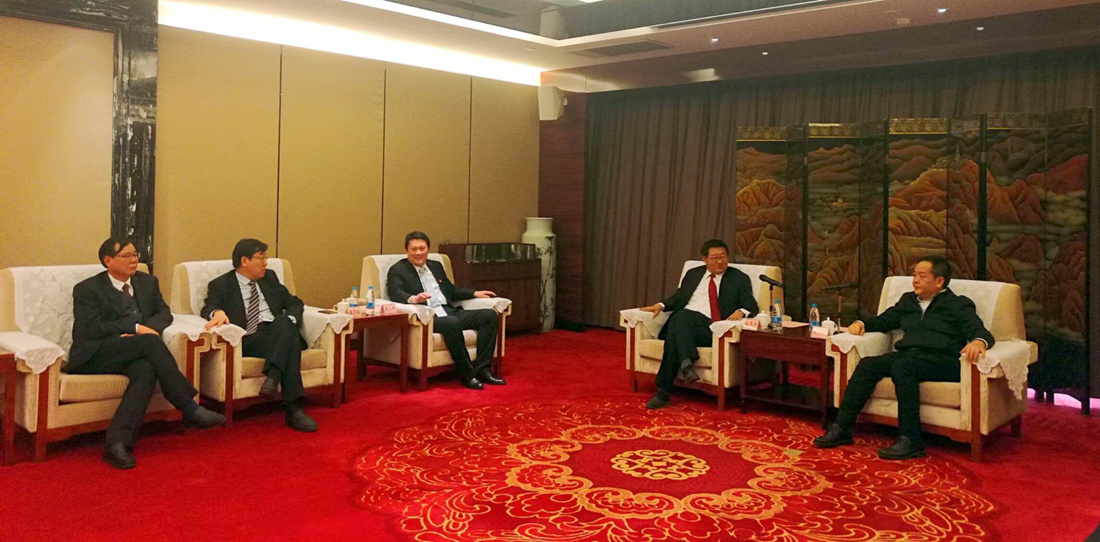 �±���(�й���)���޹�˾ - ����