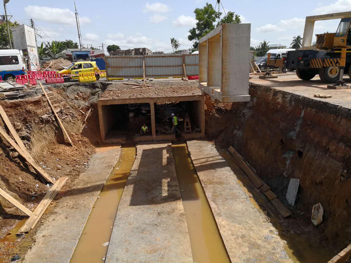 �±���(�й���)���޹�˾ - ����