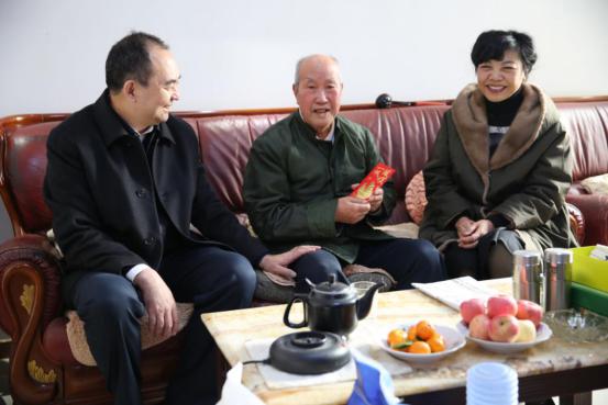 ʡ����ί��ίίԱ���������ź����߷�ο��ɽ����Ͷ�ϵ�Ա�����ѵ�Ա