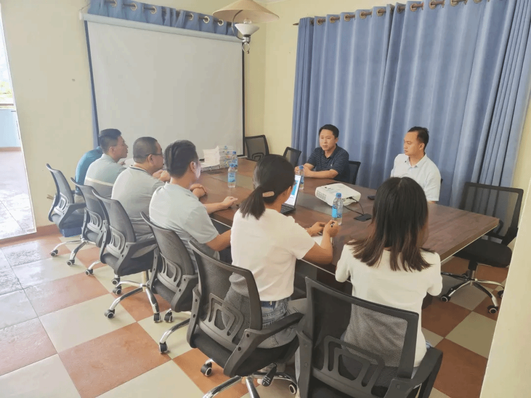 ɽ����Ͷ�����±��Ἧ�ŵ��м���կ��Ŀ