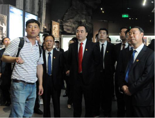 ����촬����  �μǳ���ʹ�� ������Ͷ���ŵ���ɲ��ڼ��˽��ܺ�ɫ��������