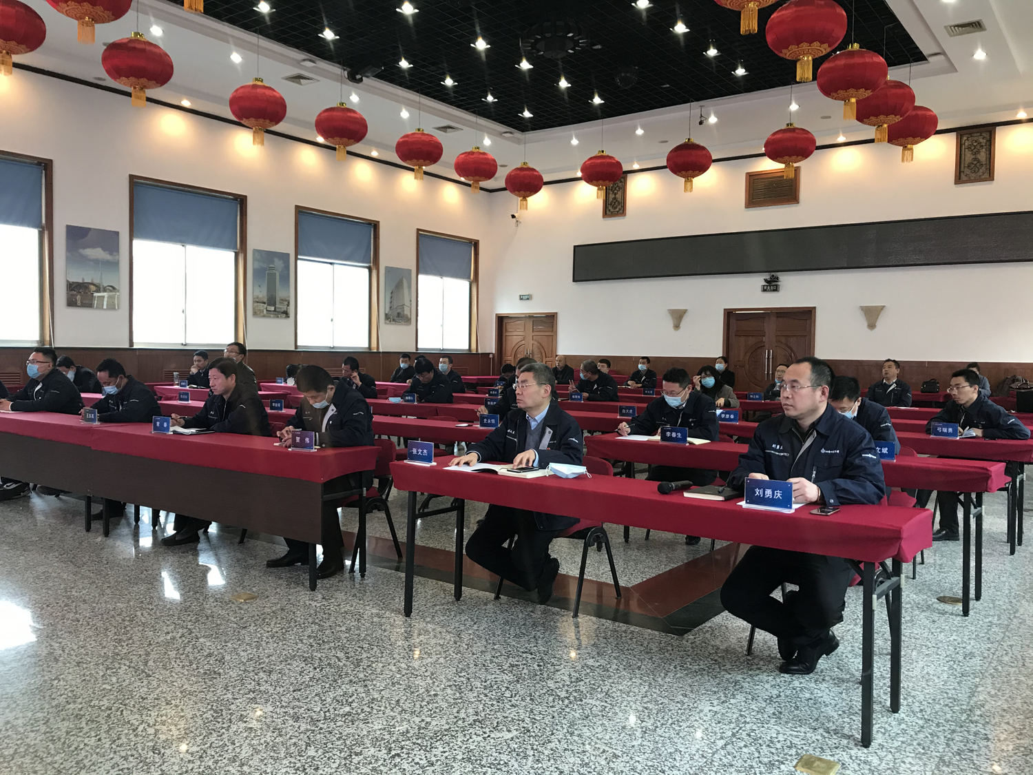 ɽ����Ͷ�Ľ����žٰ�߼�������BIM��ѵ