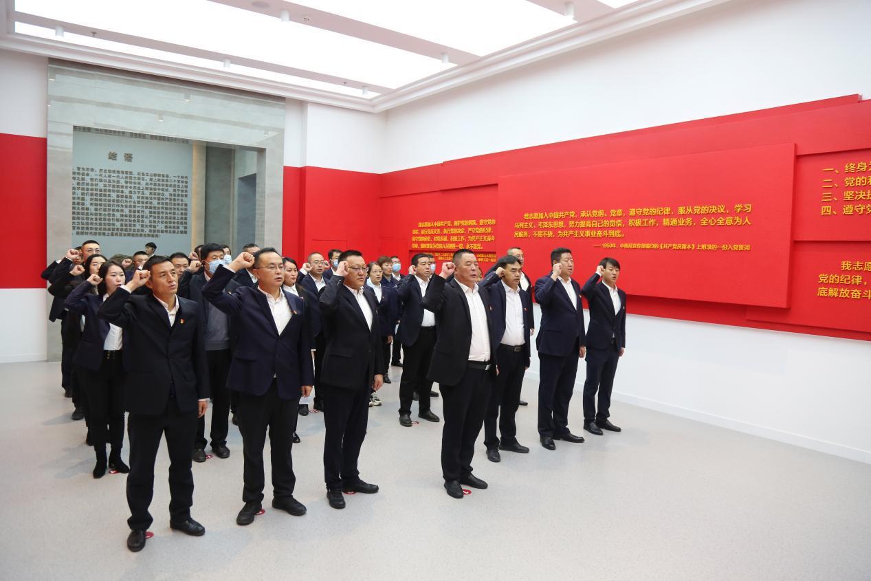 �±���(�й���)���޹�˾ - ����